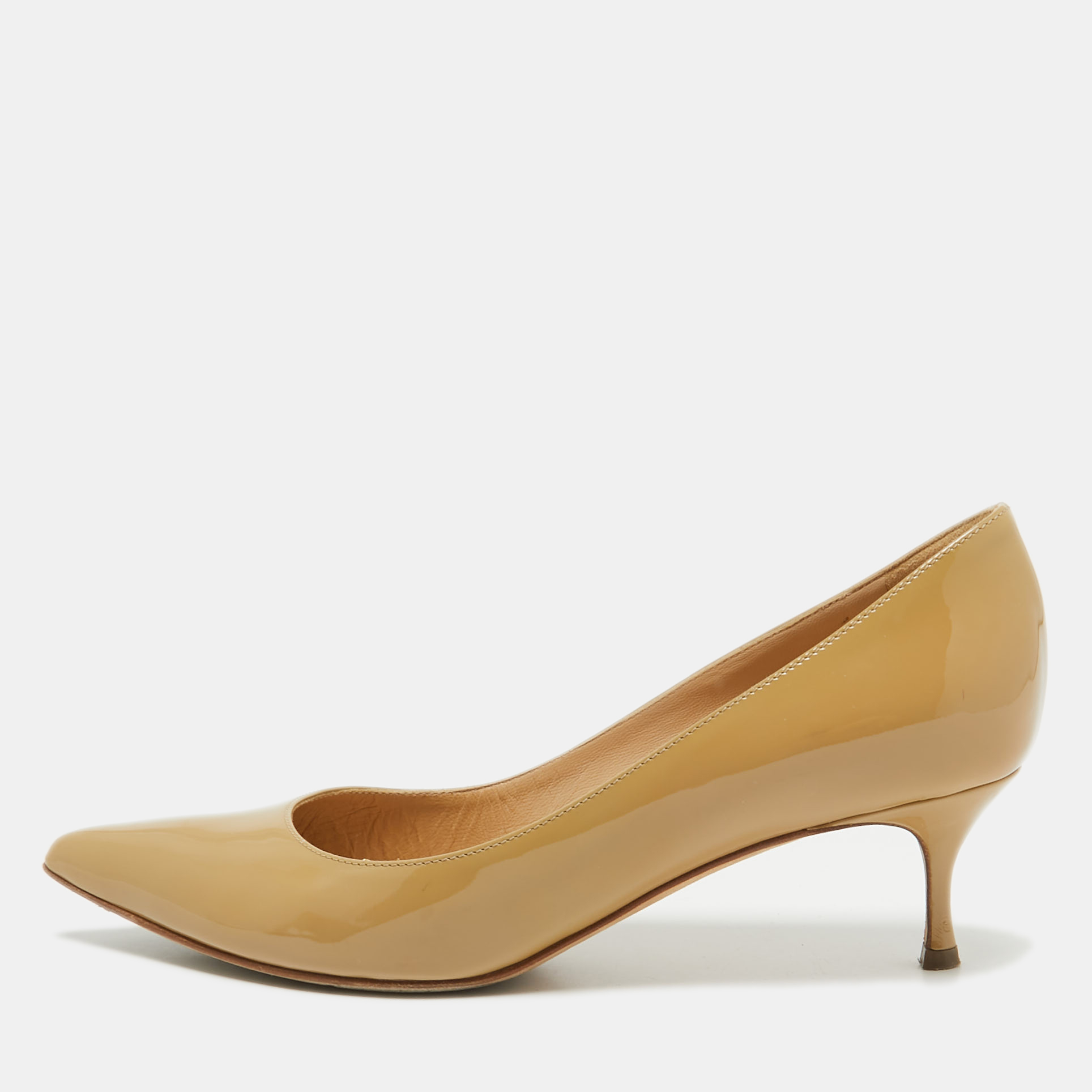 

Sergio Rossi Beige Patent Leather Pointed Toe Pumps Size