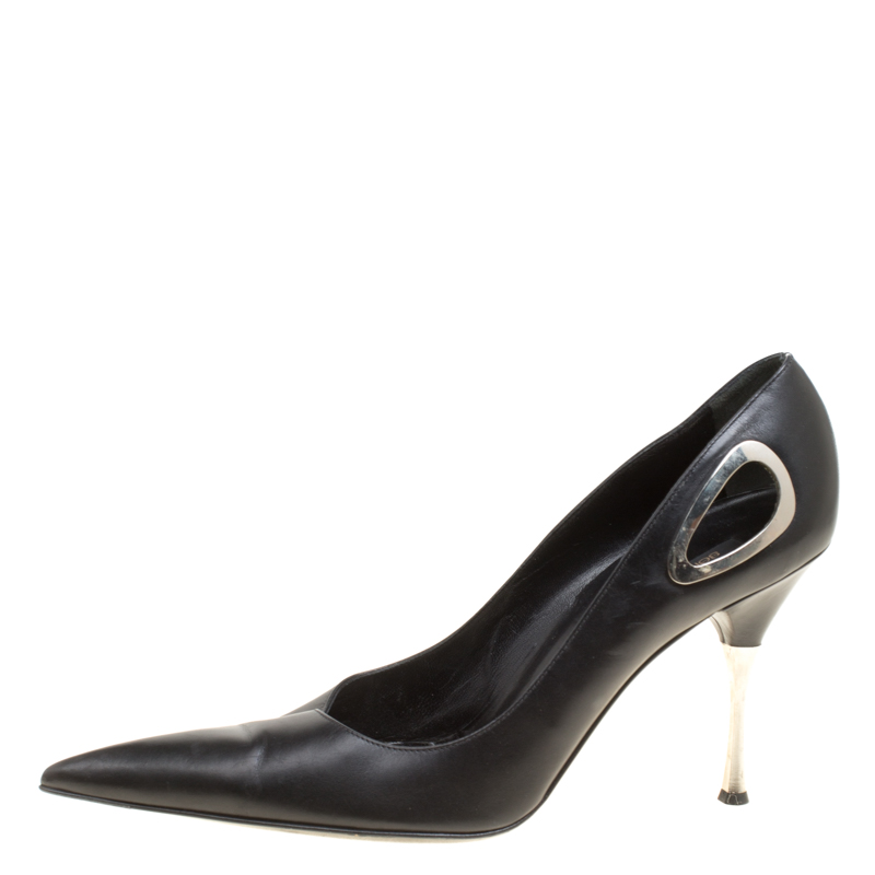 

Sergio Rossi Black Leather Pointed Toe Pumps Size