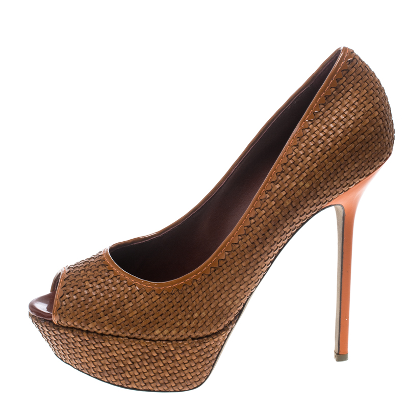 

Sergio Rossi Brown Woven Leather Peep Toe Platform Pumps Size