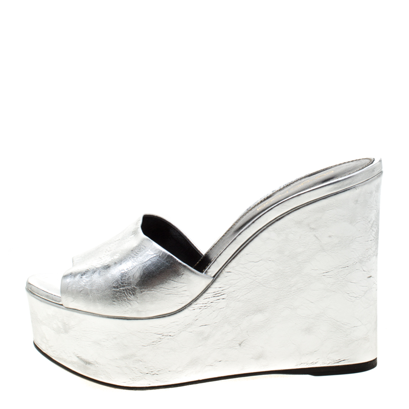 

Sergio Rossi Metallic Silver Leather Lakeesha Wedge Slides Size