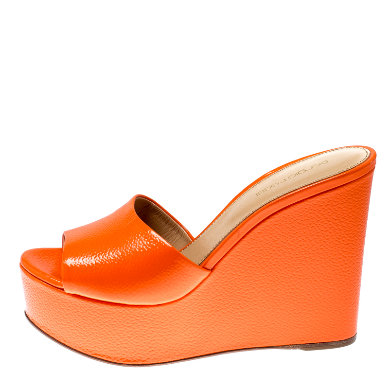 

Sergio Rossi Orange Textured Patent Leather Lakeesha Wedge Slides Size