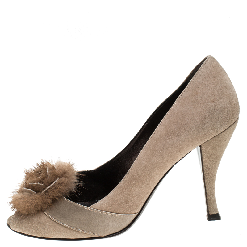Pre-owned Sergio Rossi Beige Suede And Fur Bow Peep Toe Pumps Size 37.5