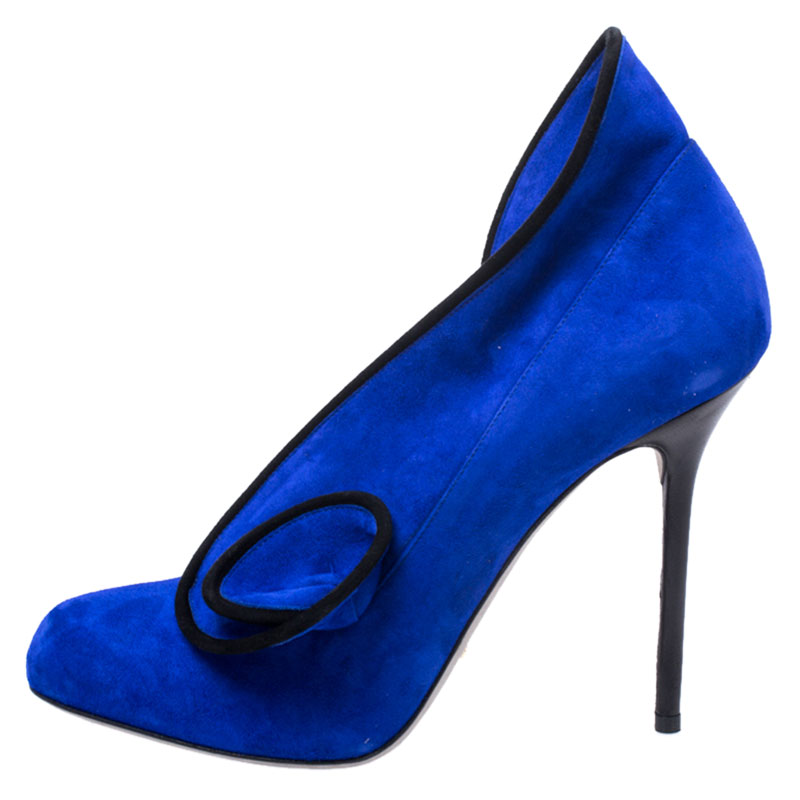 

Sergio Rossi Blue Suede Tortousa Swirl Detail Round Toe Pumps Size