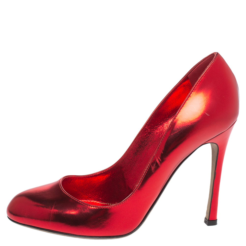 

Sergio Rossi Red Metallic Leather Round Toe Pumps Size