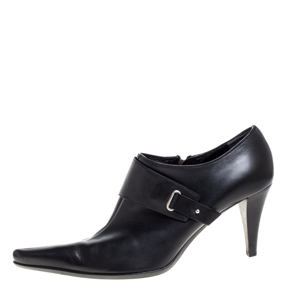 

Sergio Rossi Black Leather Pointed Toe Booties Size