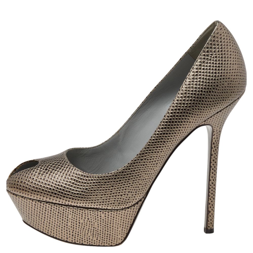 

Sergio Rossi Gold Leather Peep Toe Pumps Size