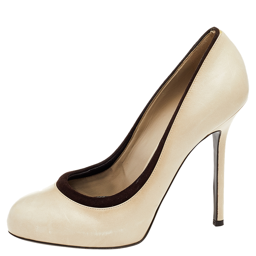 

Sergio Rossi Beige Leather And Fabric Pumps