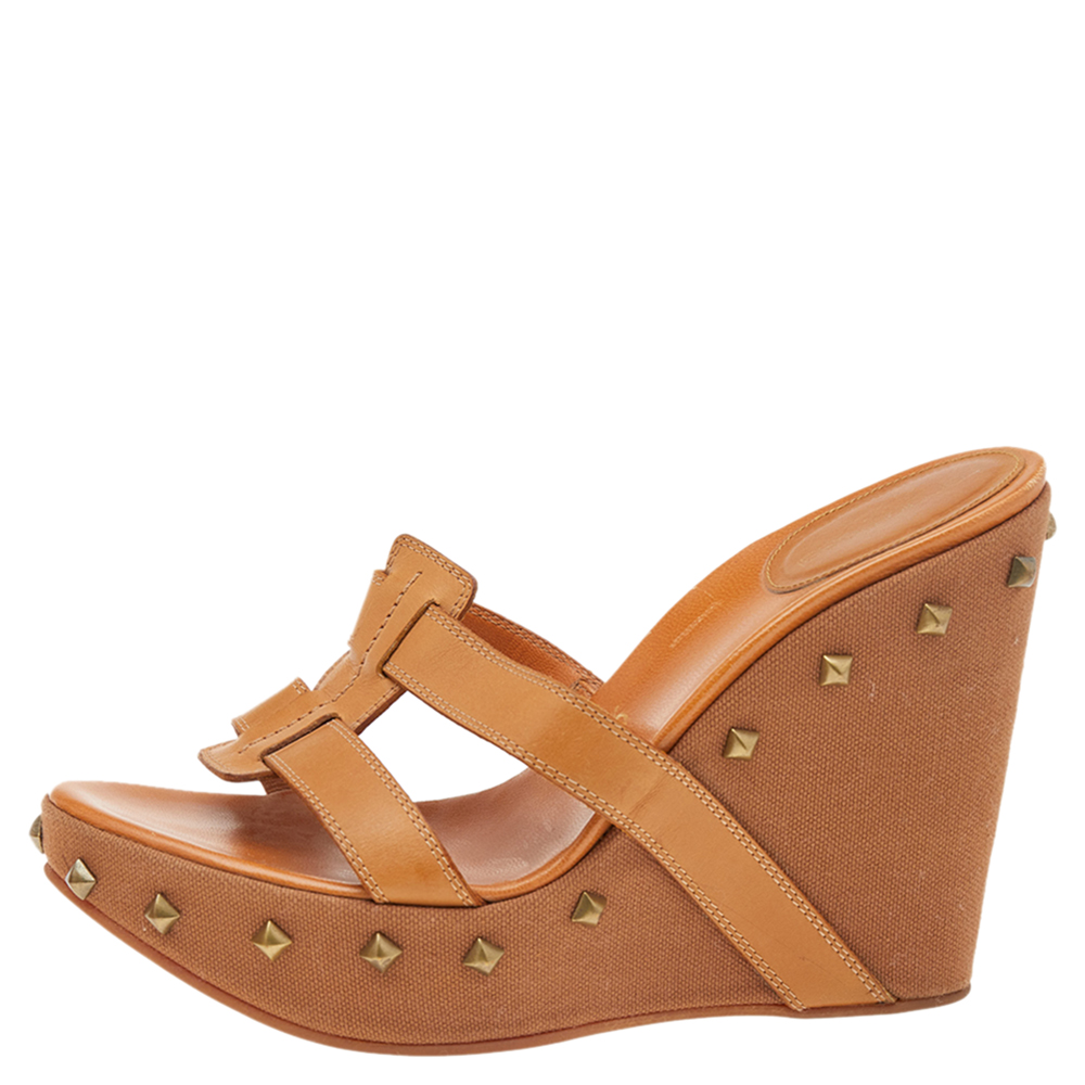 

Sergio Rossi Tan Leather Wedge Sandals Size