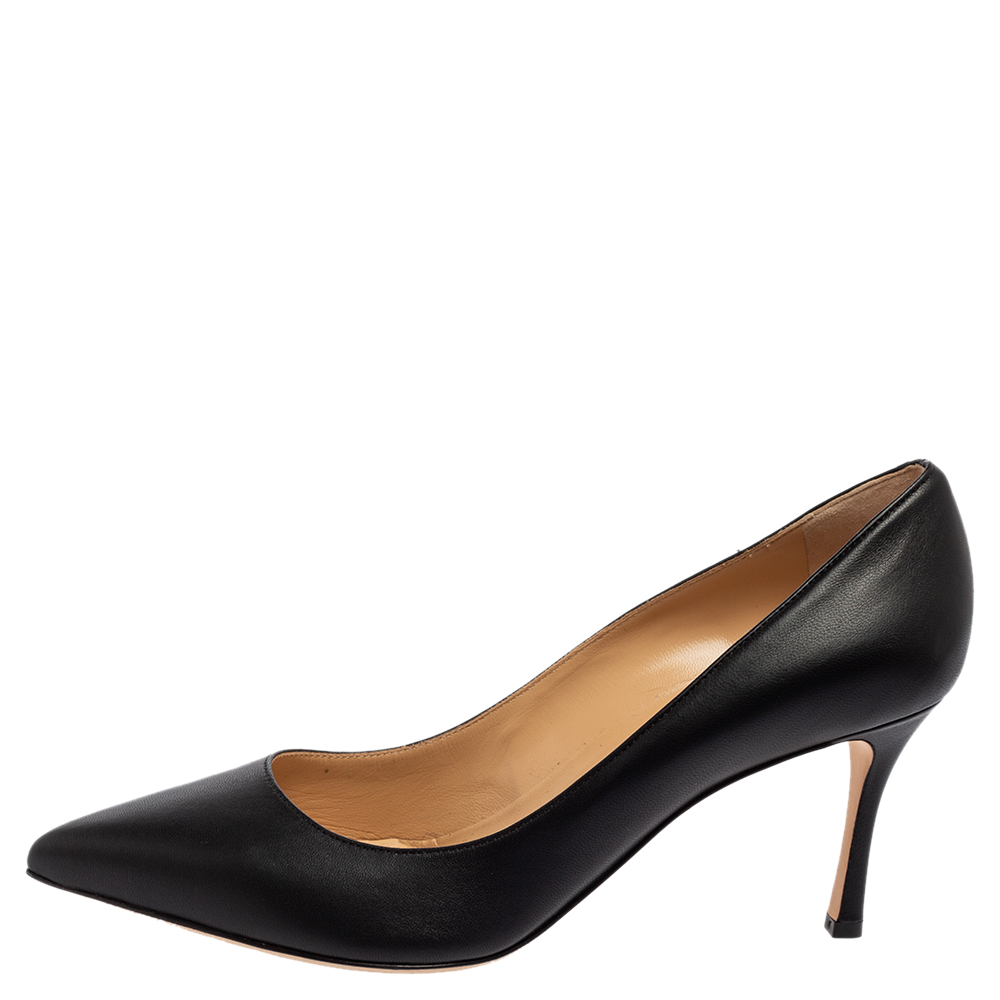 

Sergio Rossi Black Leather Pointed-Toe Pumps Size