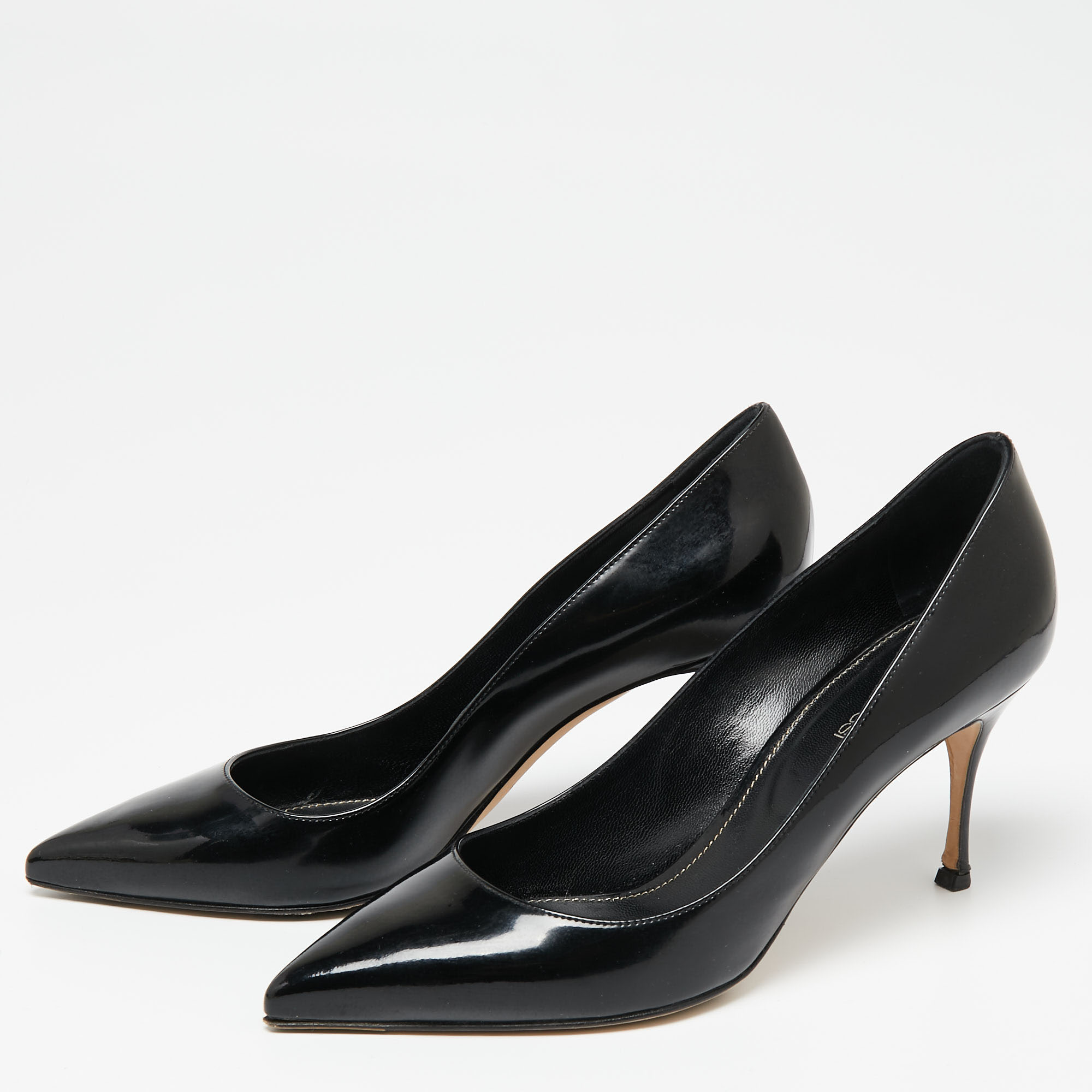 

Sergio Rossi Black Patent Leather Pointed Toe Pumps Size