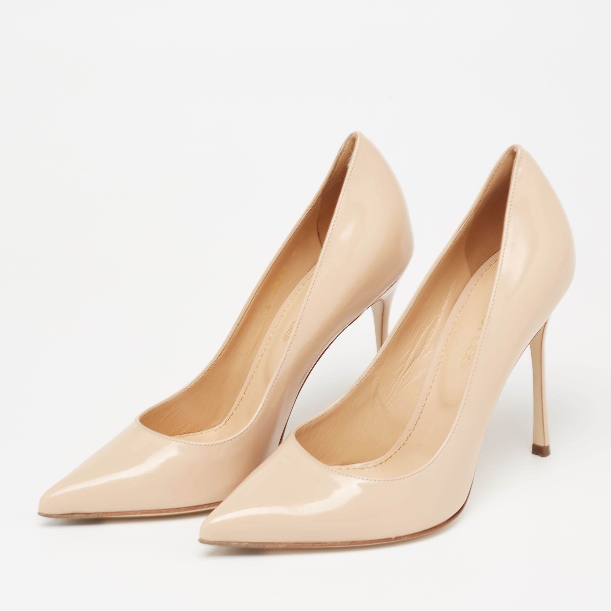 

Sergio Rossi Beige Patent Leather Pointed Toe Pumps Size