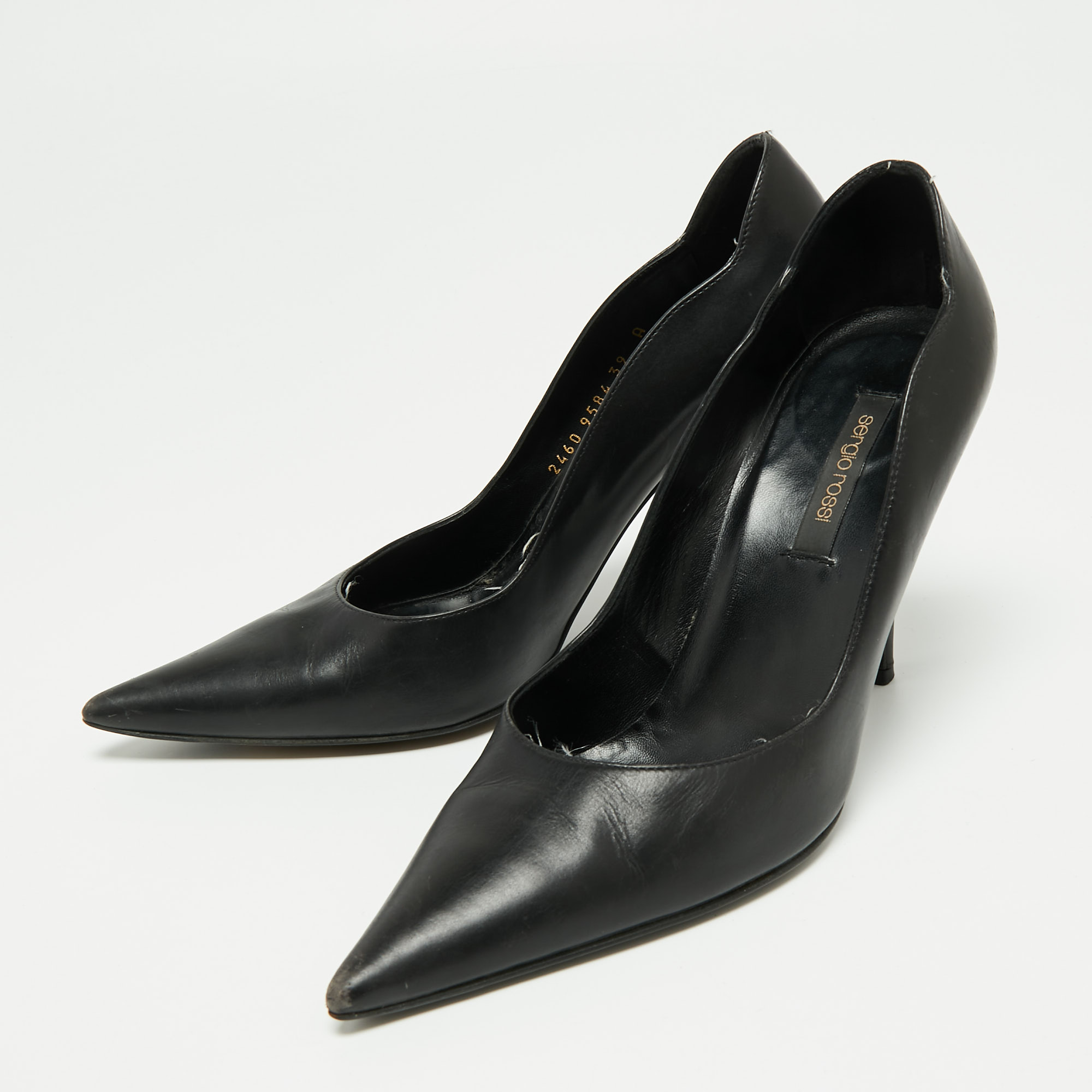 

Sergio Rossi Black Leather Pointed Toe Pumps Size
