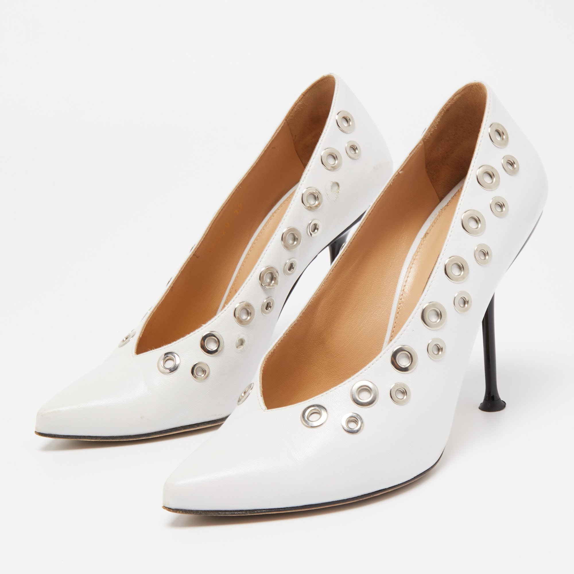 

Sergio Rossi White Leather Eyelet Embellished Pumps Size