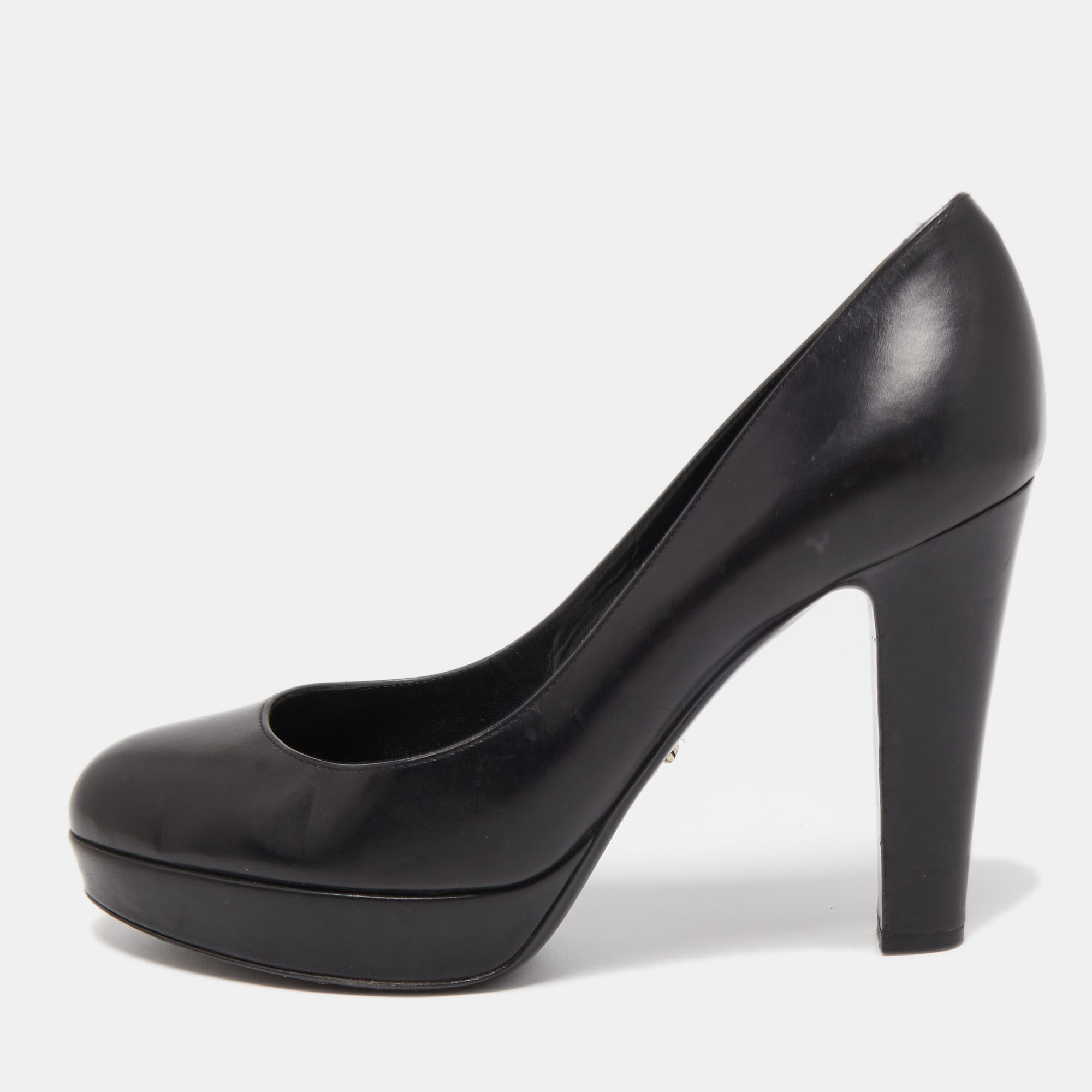 

Sergio Rossi Black Leather Platform Pumps Size