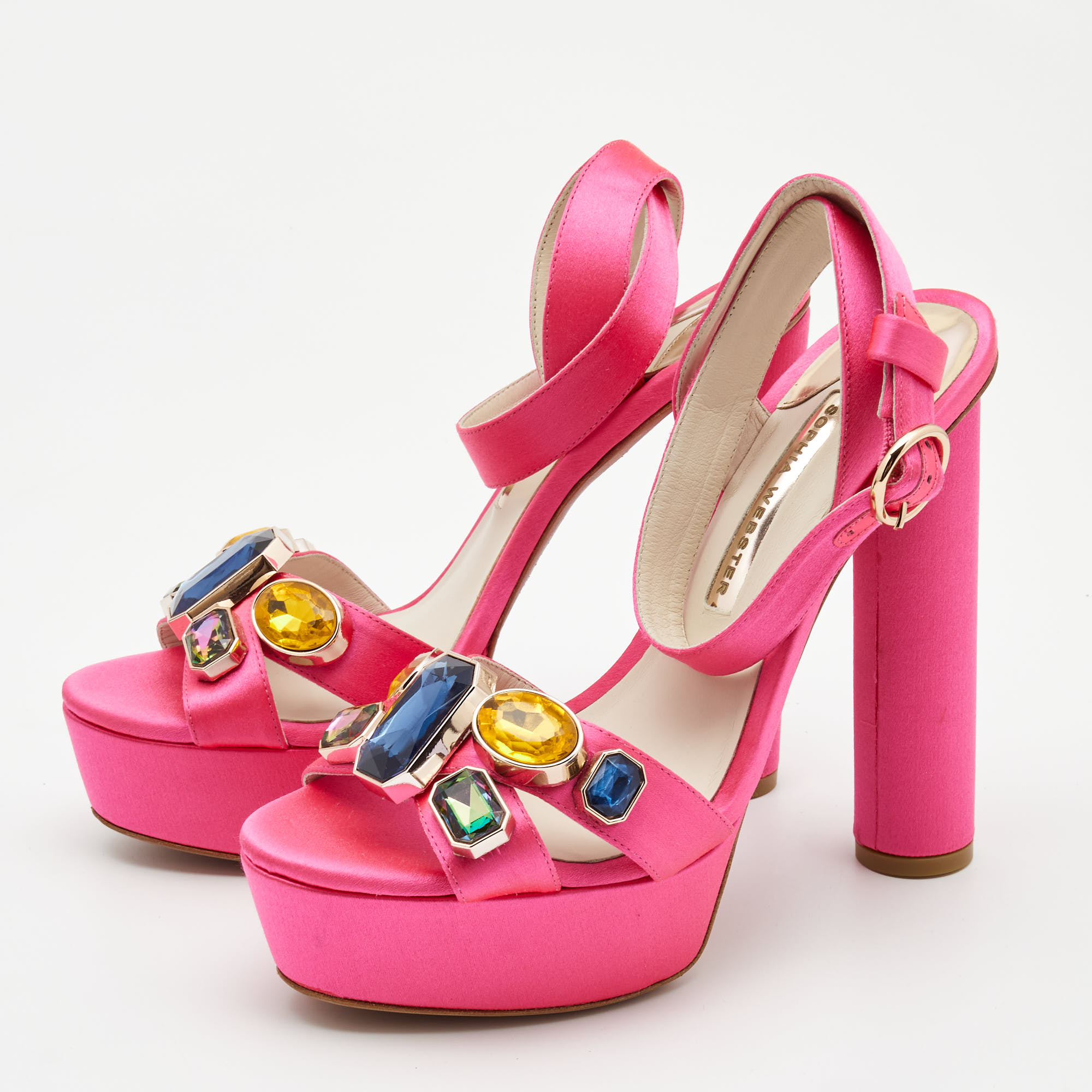 

Sophia Webster Pink Satin Crystal Embellished Amanda Sandals Size