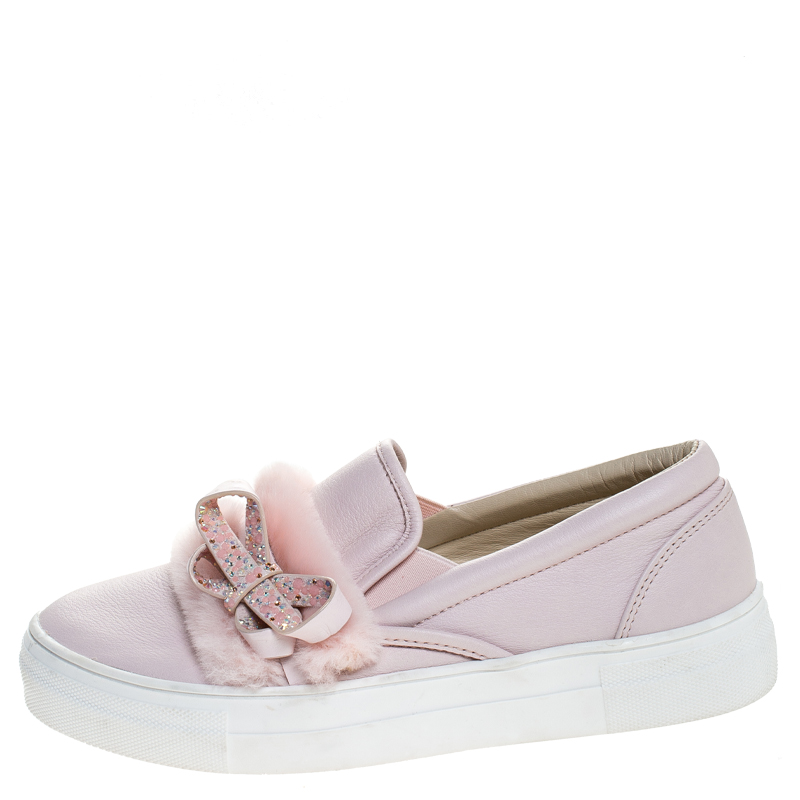 

Sophia Webster Pink Leather And Fur Embellished Bow Slip On Sneakers Size