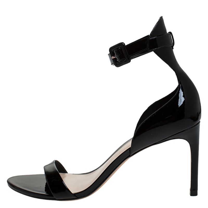 

Sophia Webster Black Patent Leather Nicole Sandals Size