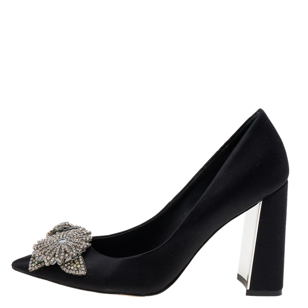 

Sophia Webster Black Satin Lilico Crystal Embellished Pumps Size