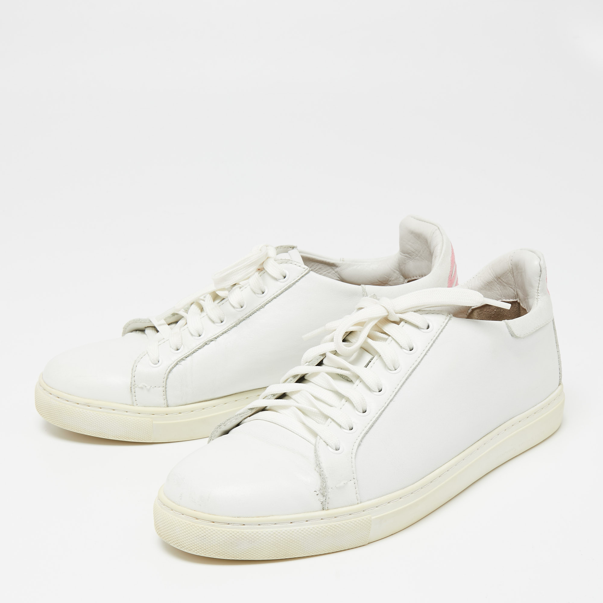 

Sophia Webster White Leather Butterfly Low Top Sneakers Size