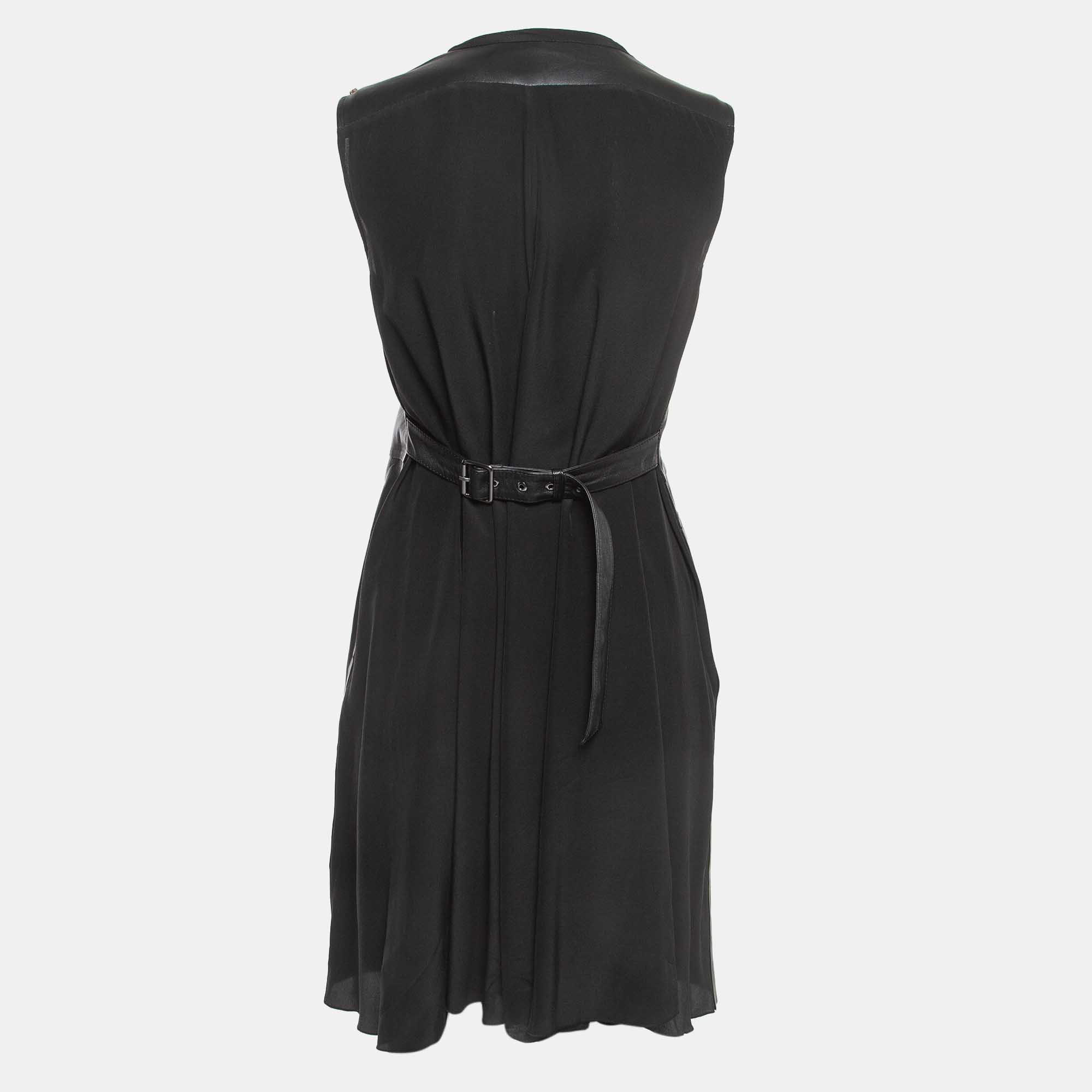 

Sportmax Black Lambskin Leather V-Neck Sleeveless Dress