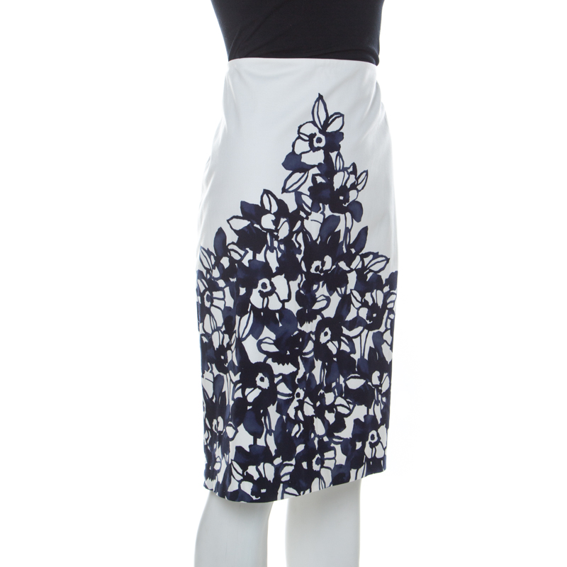 

St. John White and Navy Blue Floral Printed Stretch Cotton Pencil Skirt