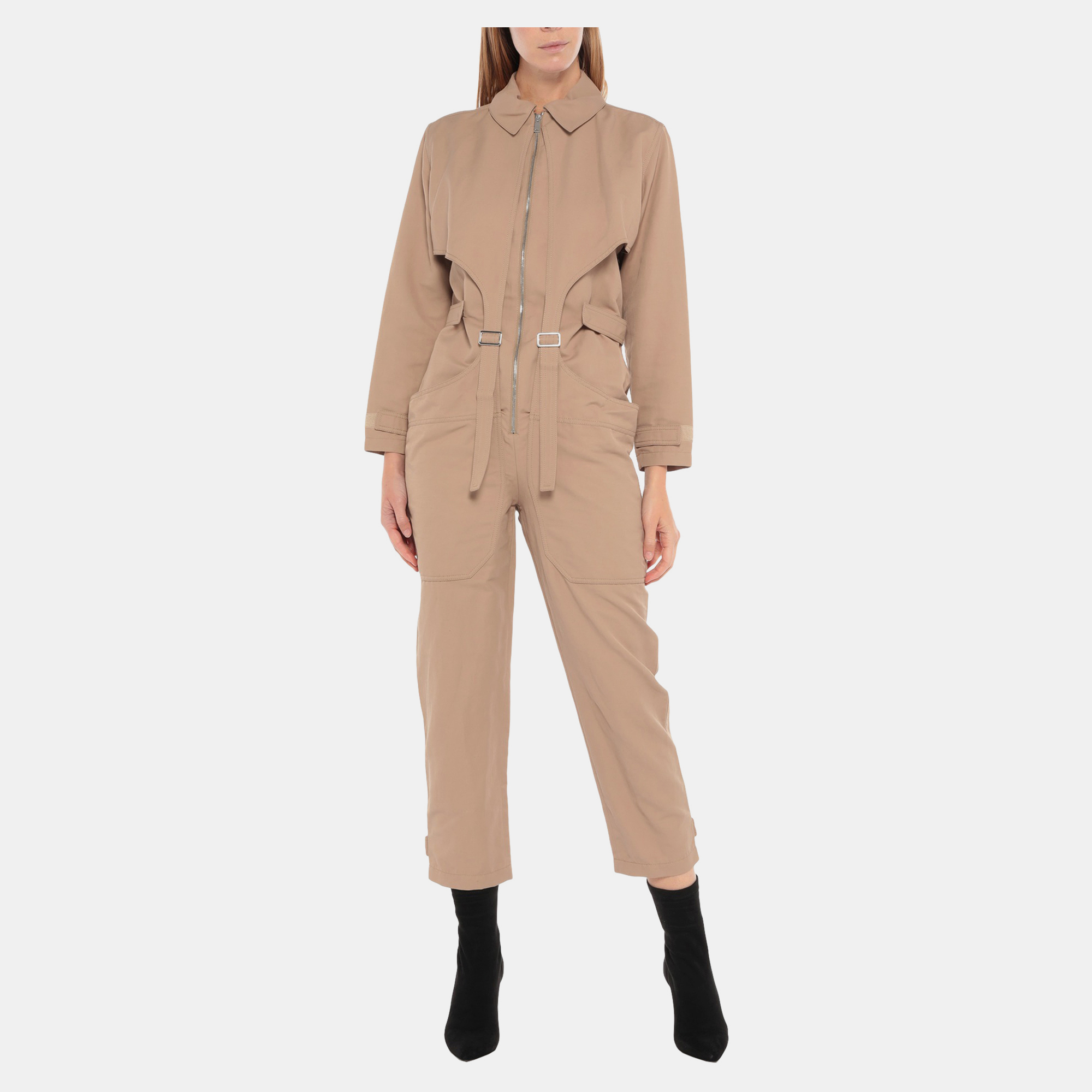 Step into effortless elegance with this designer jumpsuit. Crafted with attention to detail it offers a sleek silhouette and all day comfort.