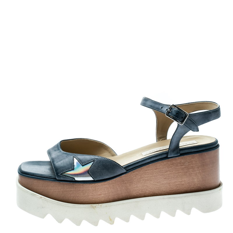 

Stella McCartney Light Wash Denim Texture Faux Leather Indium Elyse Star Platform Sandals Size, Blue