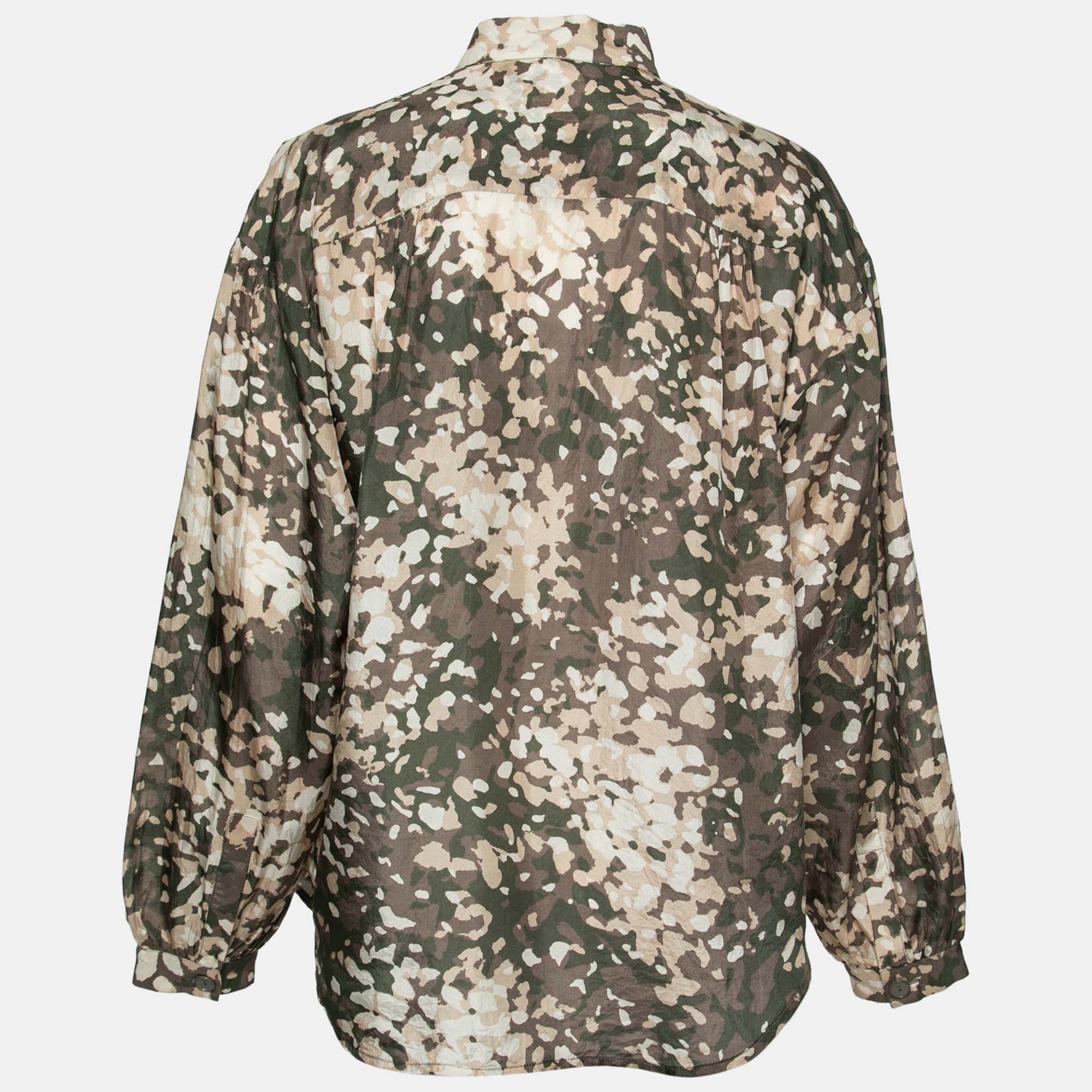 

Stella McCartney Green Camouflage Print Silk Pocketed Button Front Blouse