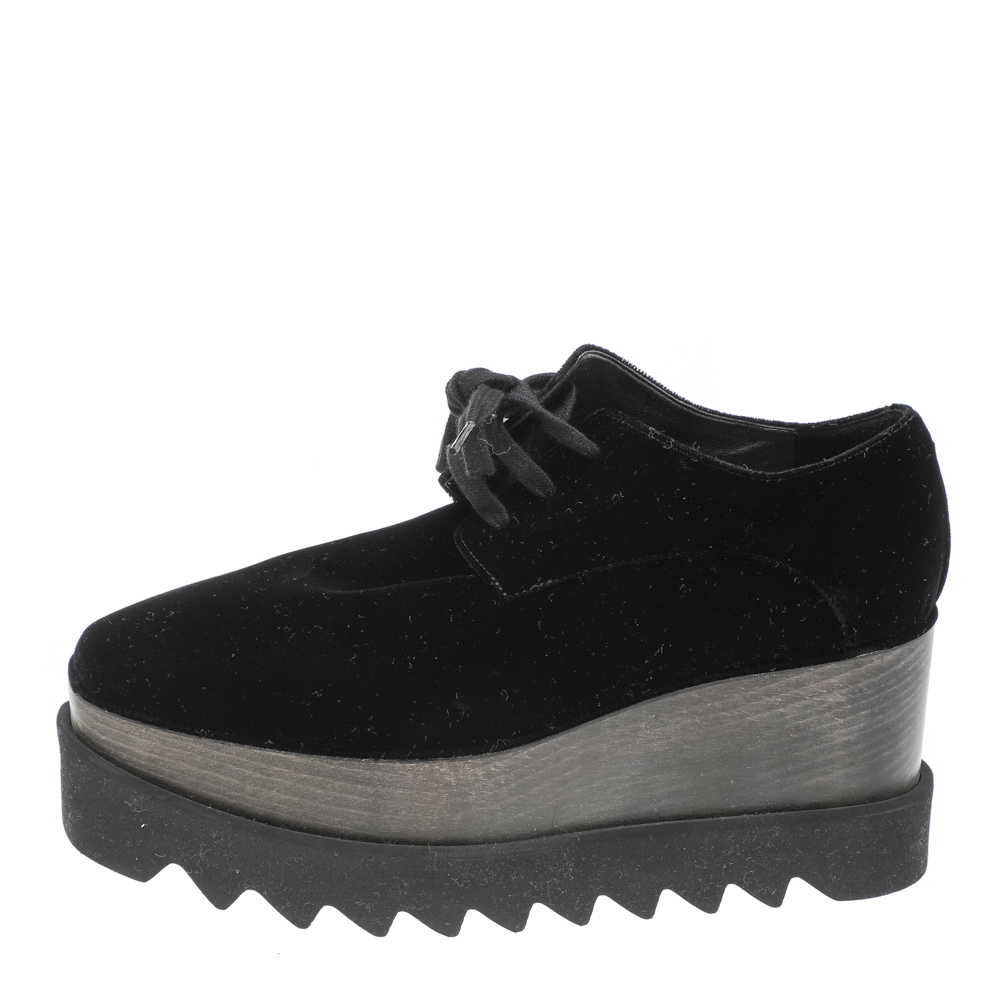 

Stella McCartney Black Velvet Elyse Platform Lace Up Derby Size