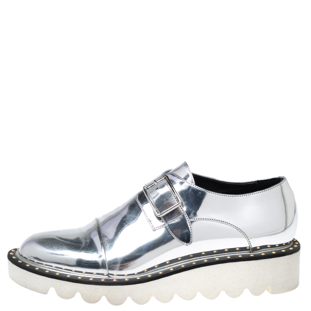 

Stella McCartney Silver Faux Leather Odette Buckle Loafers Size