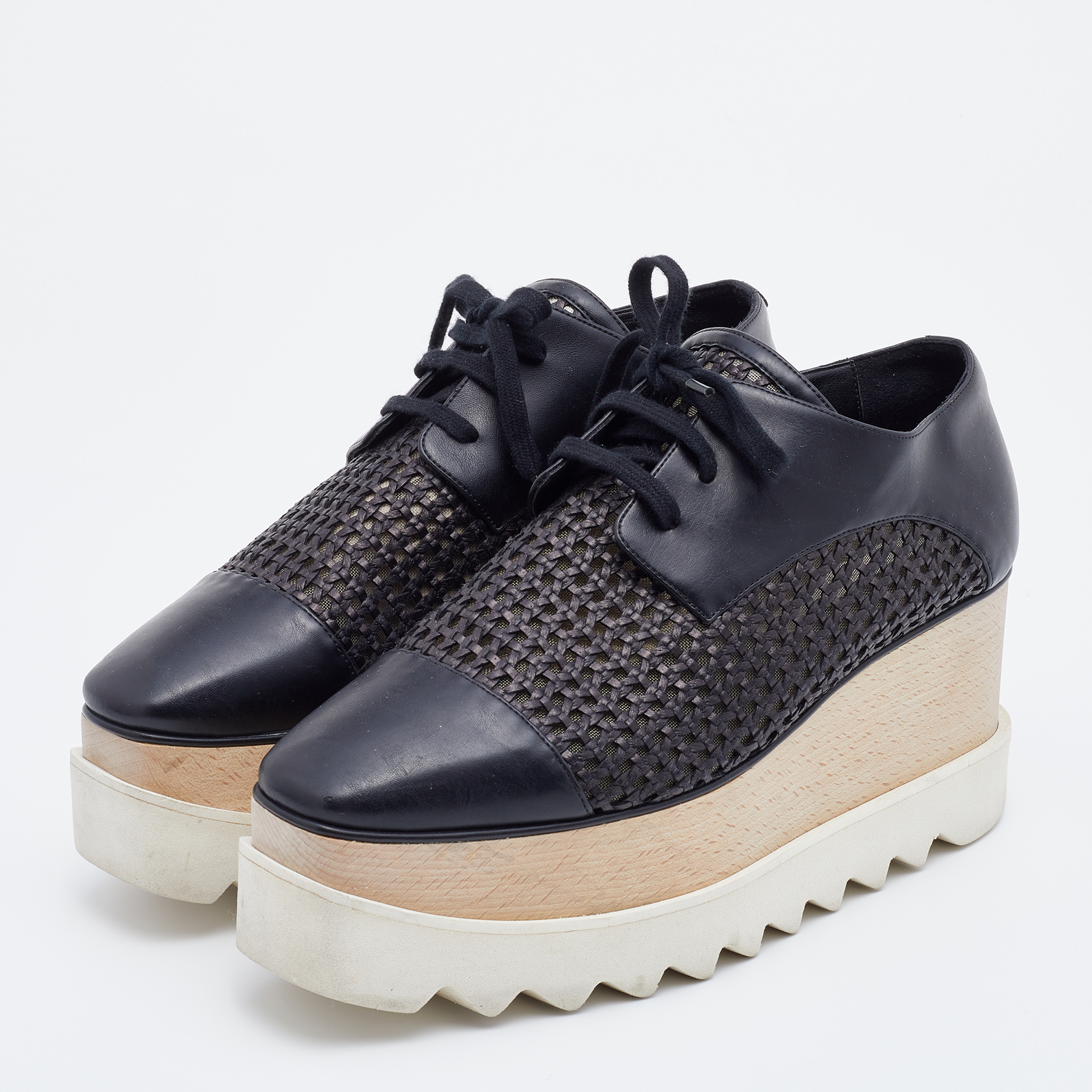 

Stella McCartney Black Woven Faux Leather Elyse Platform Derby Size