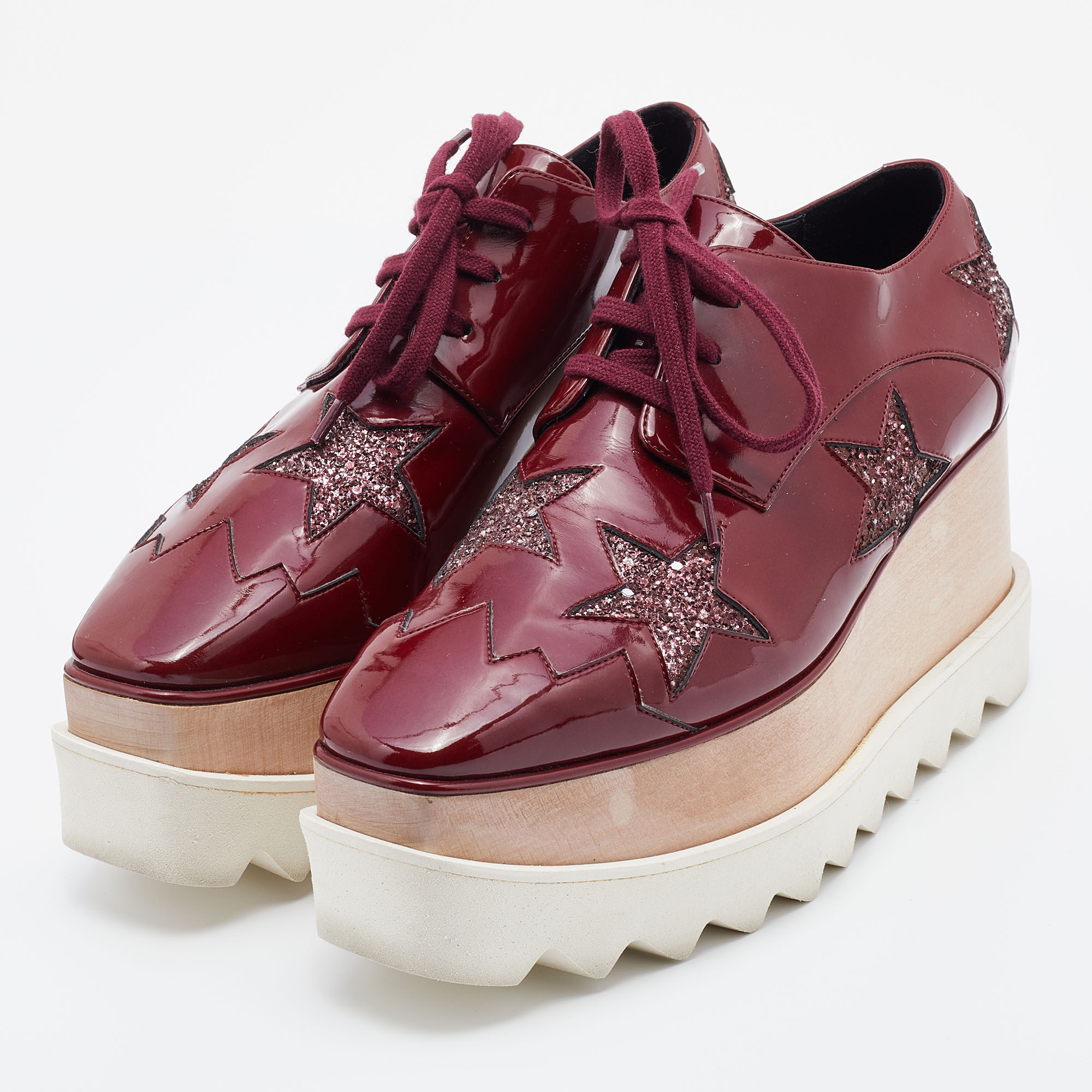 

Stella McCartney Red Faux Patent Leather and Glitter Elyse Star Platform Derby Sneakers Size