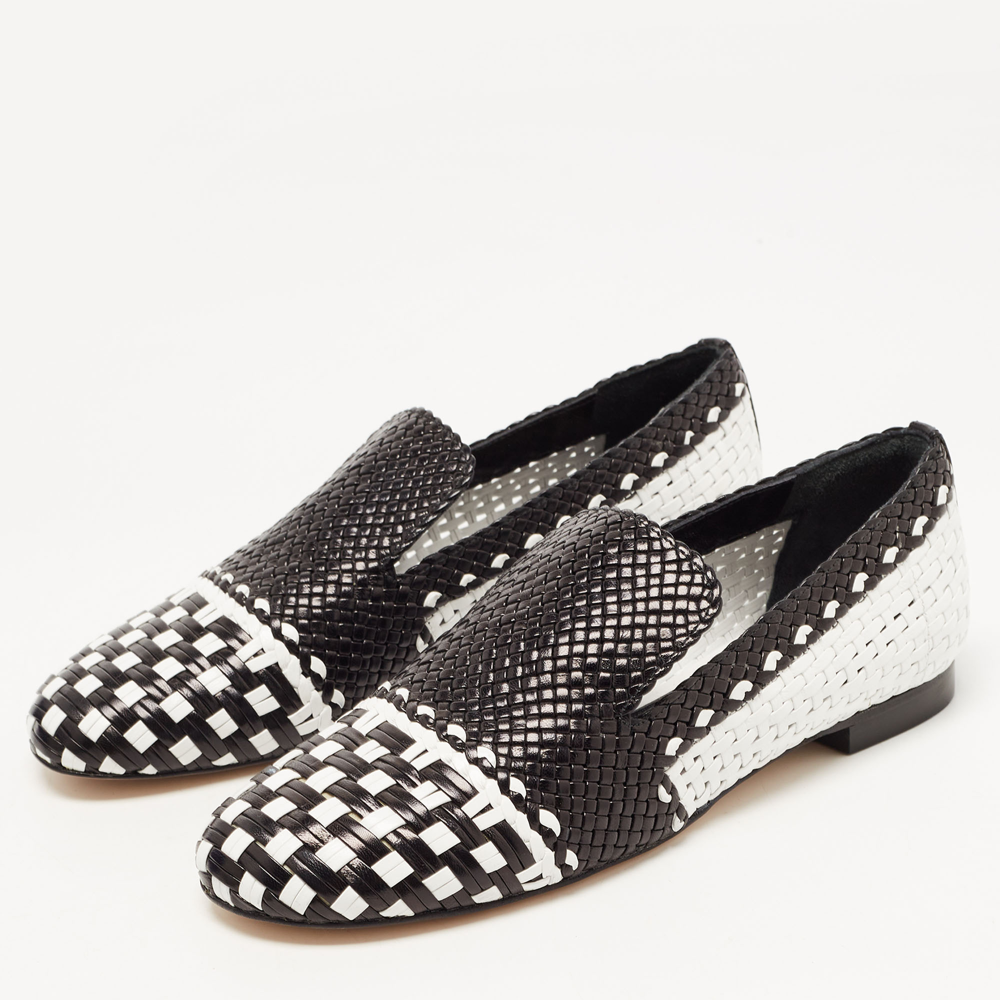 

Stuart Weitzman Black/White Woven Leather Riviera Smoking Slippers Size