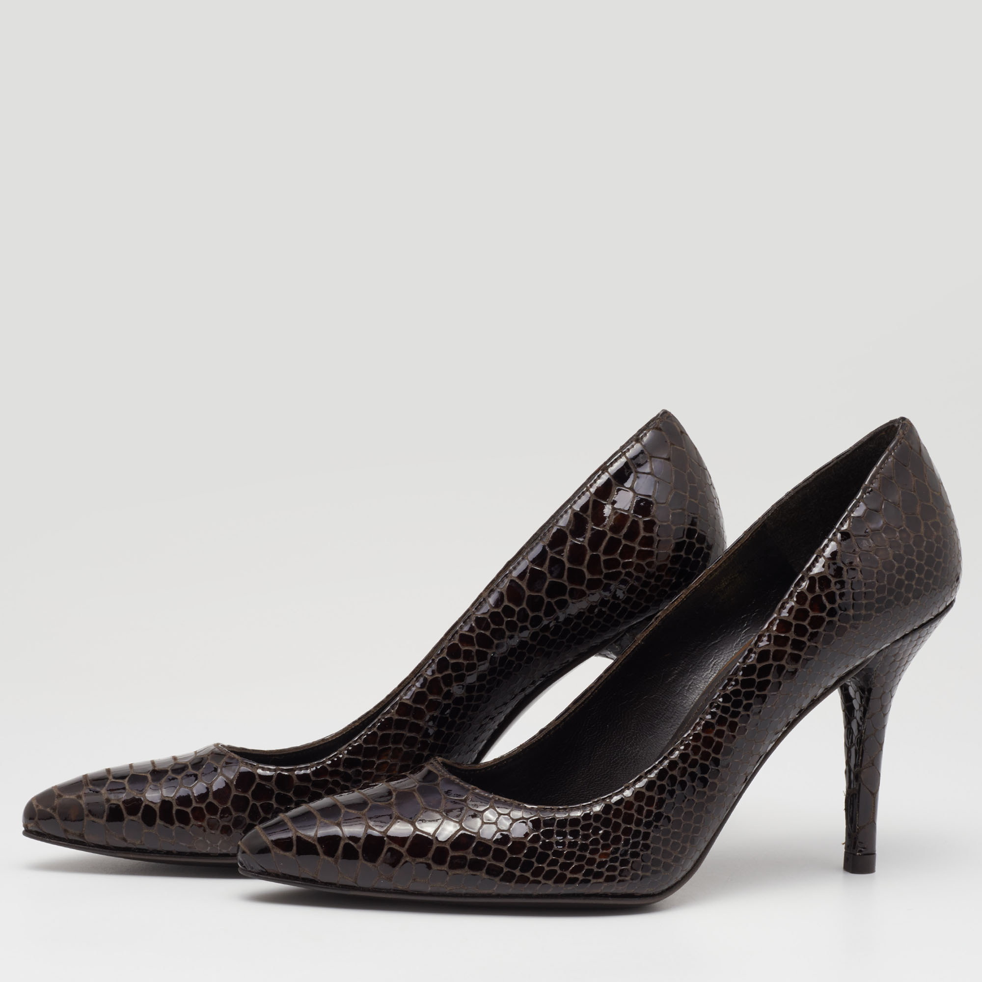 

Stuart Weitzman Brown Python Embossed Patent Leather Pumps Size
