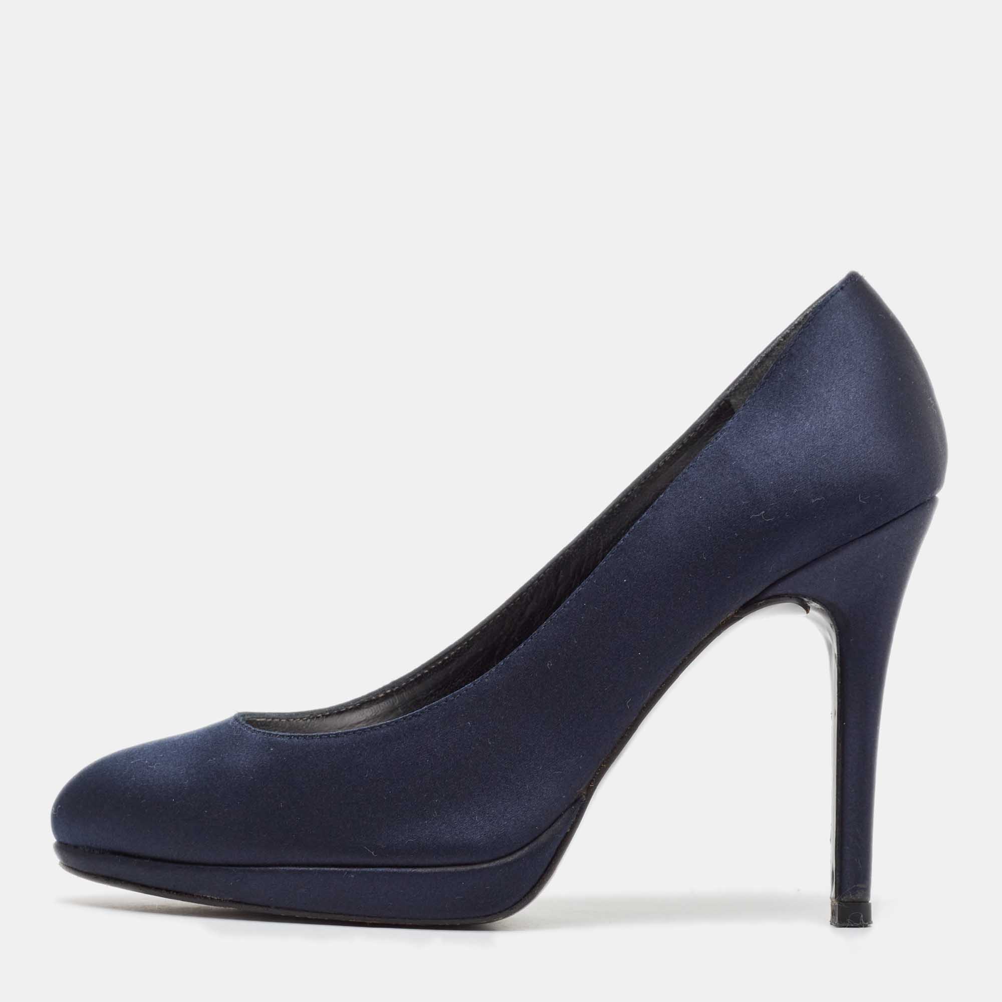 

Stuart Weitzman Navy Blue Satin Round Toe Platform Pumps Size 38