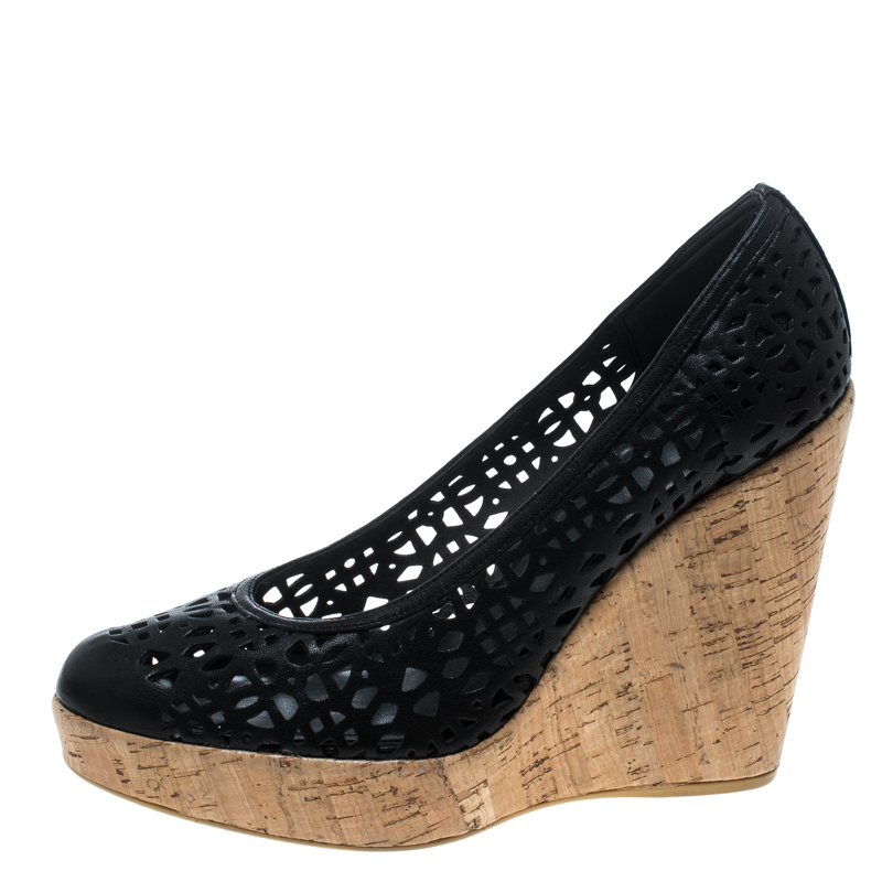 stuart weitzman wedges pumps