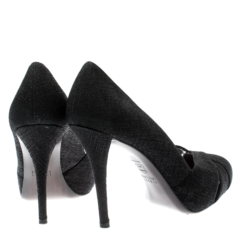 Pre-owned Stuart Weitzman Black Textured Fabric Criss Cross Open Toe Platform Pumps Size 39