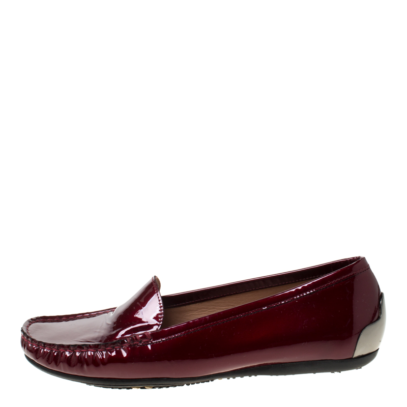 

Stuart Weitzman Burgundy Patent Leather Slip On Loafers Size