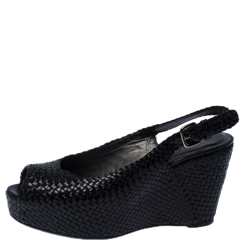 

Stuart Weitzman Black Woven Leather Peep Toe Wedge Slingback Sandals Size