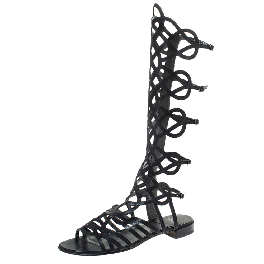 stuart weitzman flat sandals