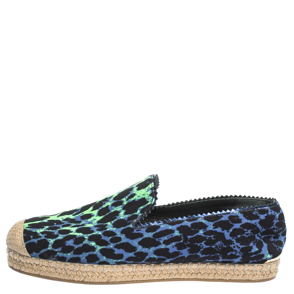 

Stuart Weitzman Tricolor Printed Canvas Espadrille Loafers Size, Multicolor