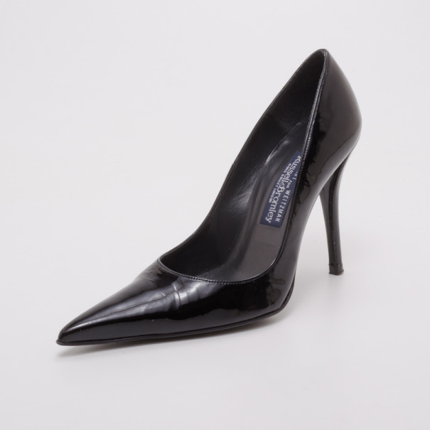 stuart weitzman russell bromley shoes