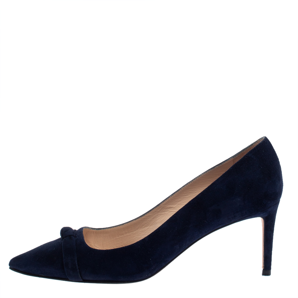 

Stuart Weitzman Blue Suede Pointed Pumps Size