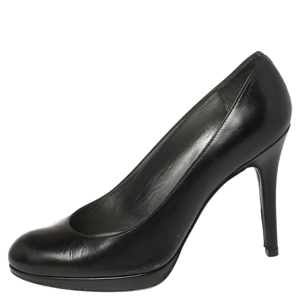 

Stuart Weitzman Black Leather Platform Pumps Size