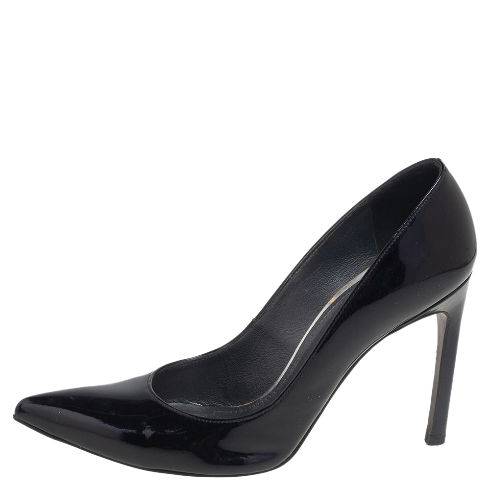 

Stuart Weitzman Black Patent Leather Pointed Toe Pumps Size