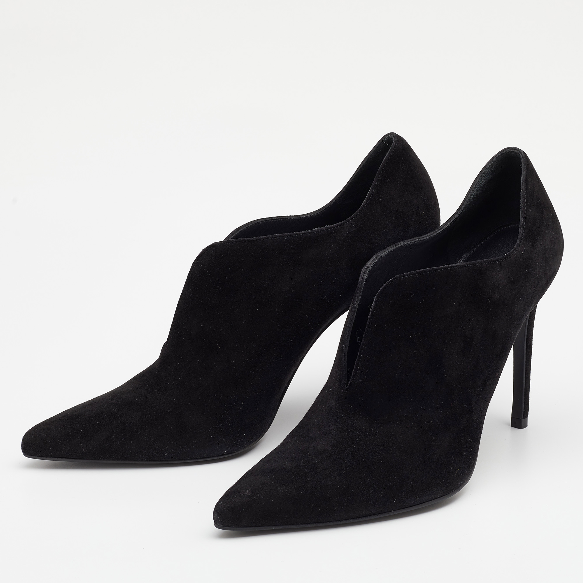 

Stuart Weitzman Black Suede Rhythm Booties Size