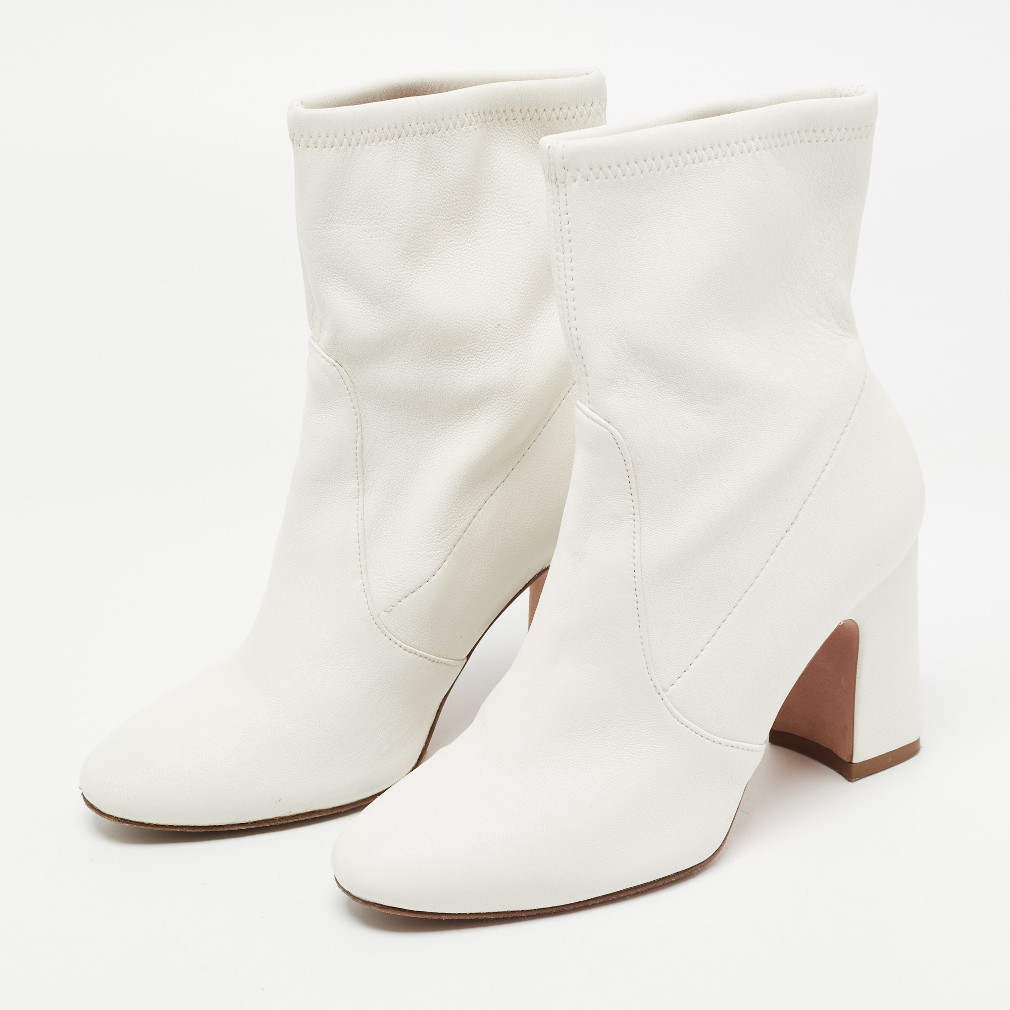 

Stuart Weitzman White Leather Ankle Boots Size