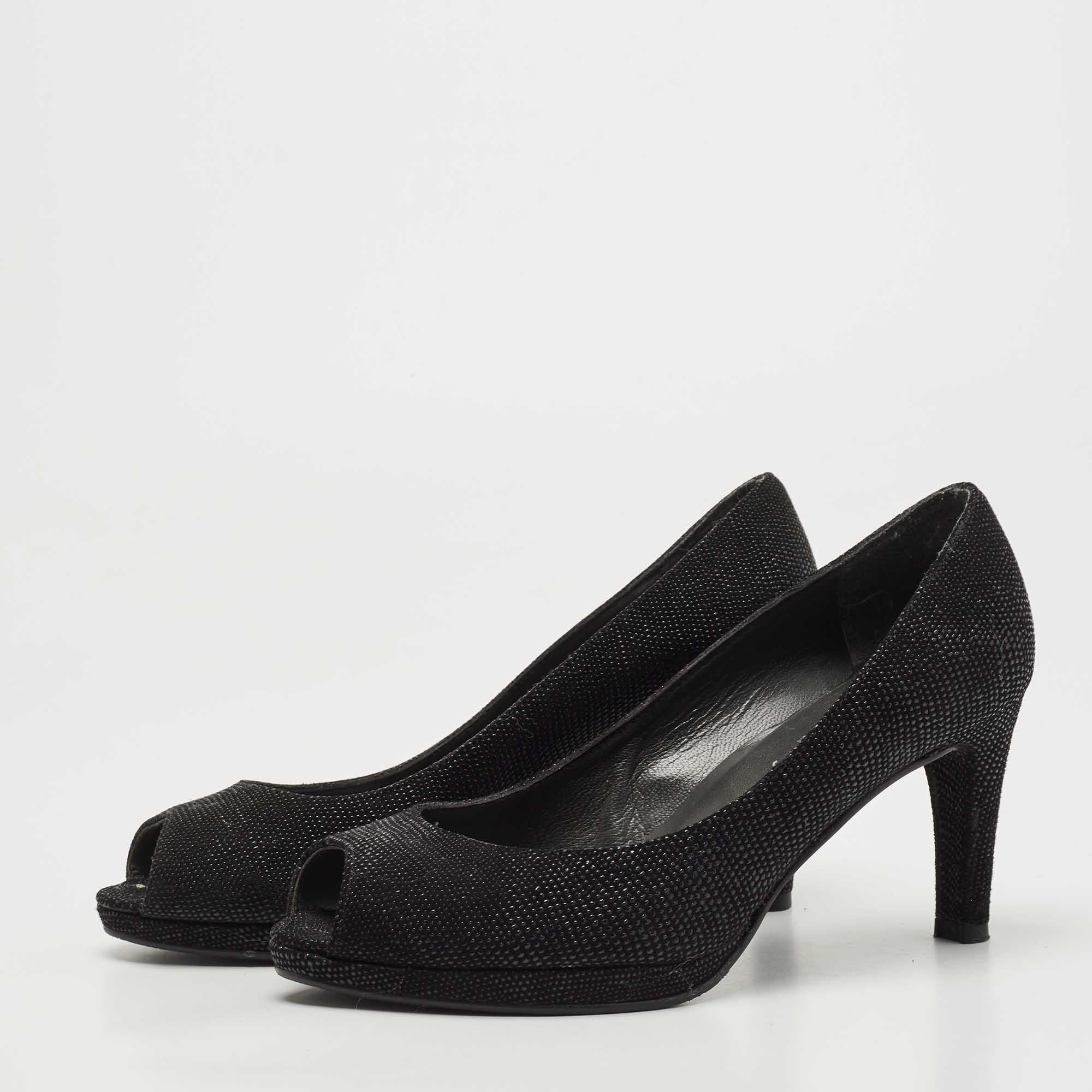 

Stuart Weitzman Black Textured Leather Peep Toe Platform Pumps Size