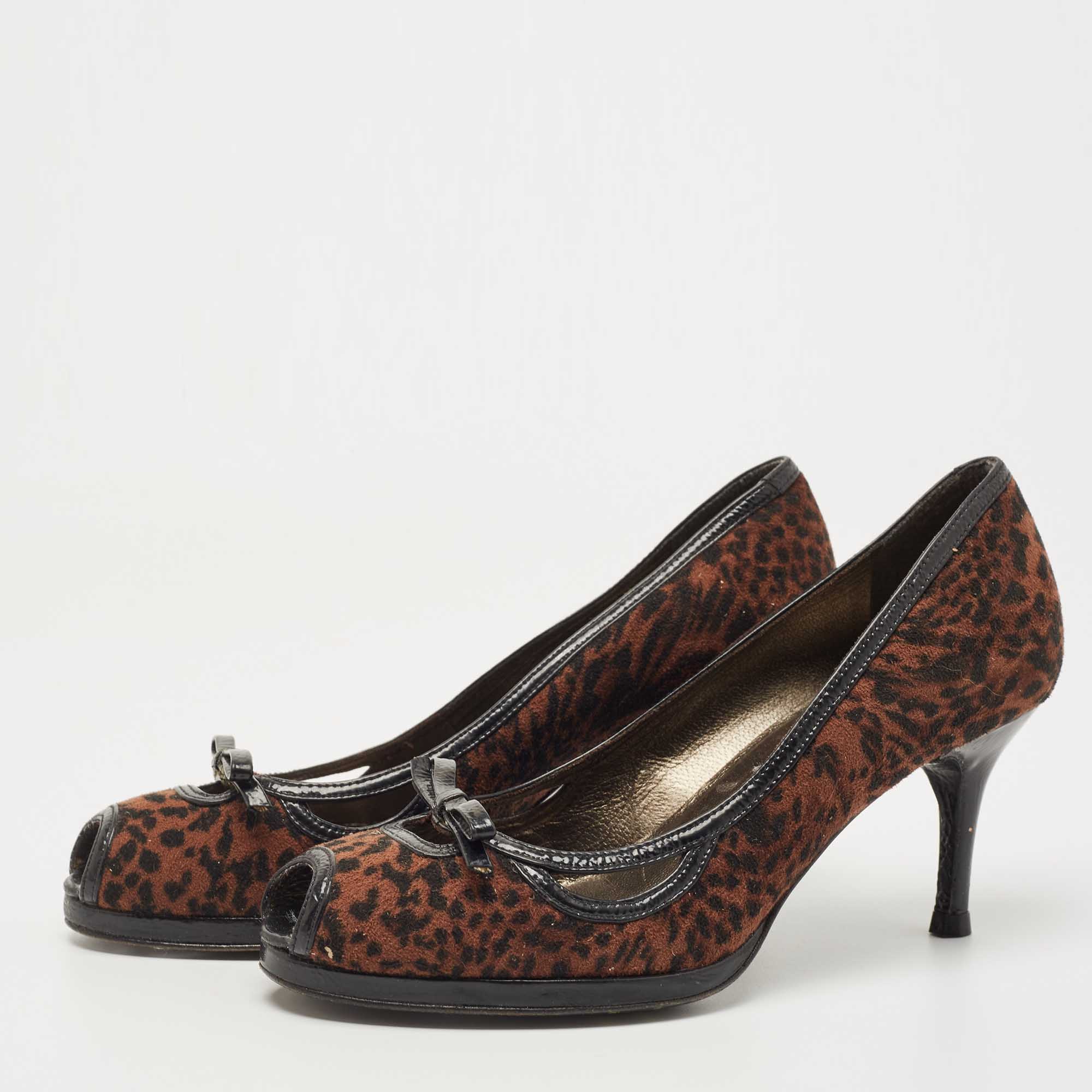 

Stuart Weitzman Brown/Black Printed Suede Peep Toe Pumps Size