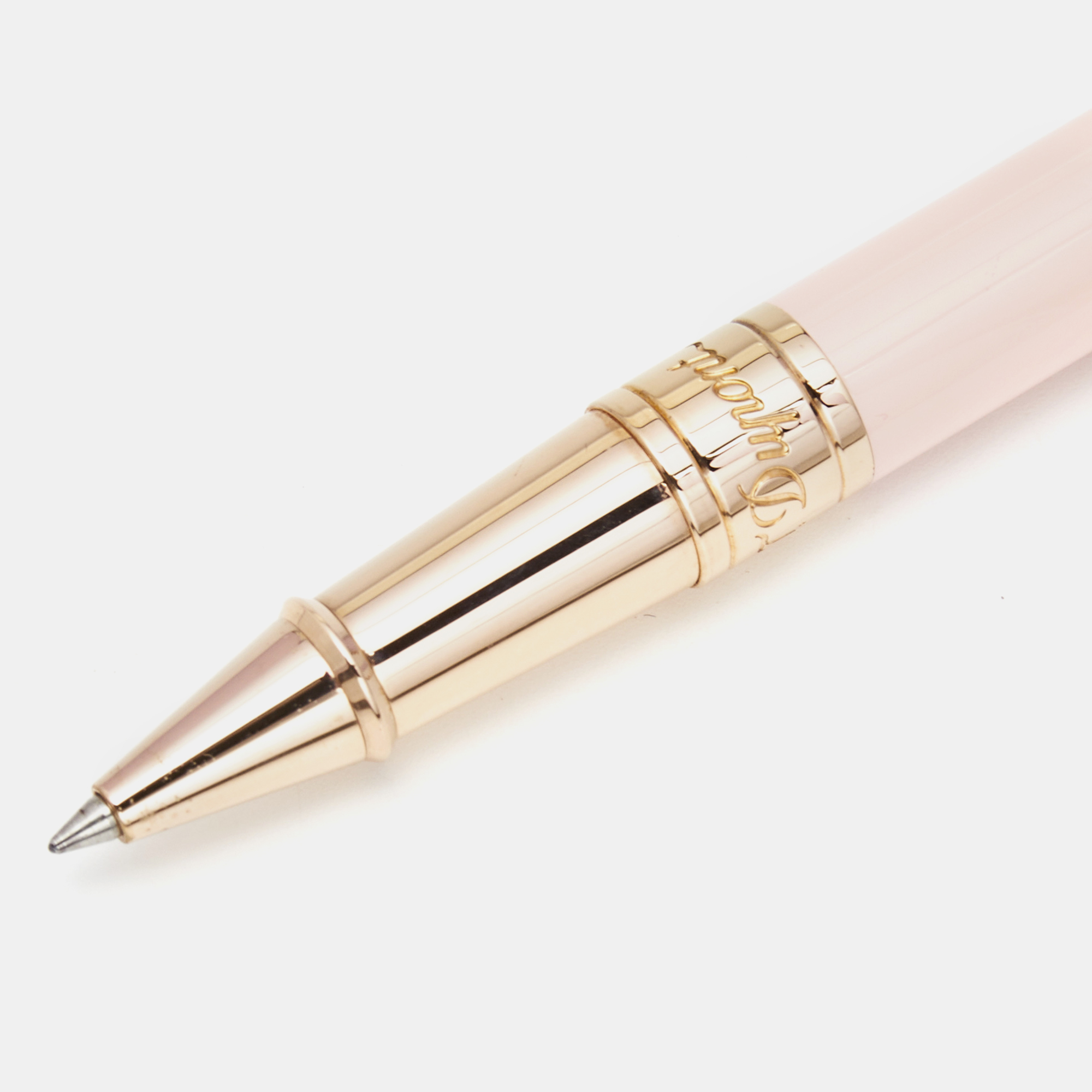 

S.T. Dupont D-Initial Pink Lacquer Rose Gold Tone Rollerball Pen